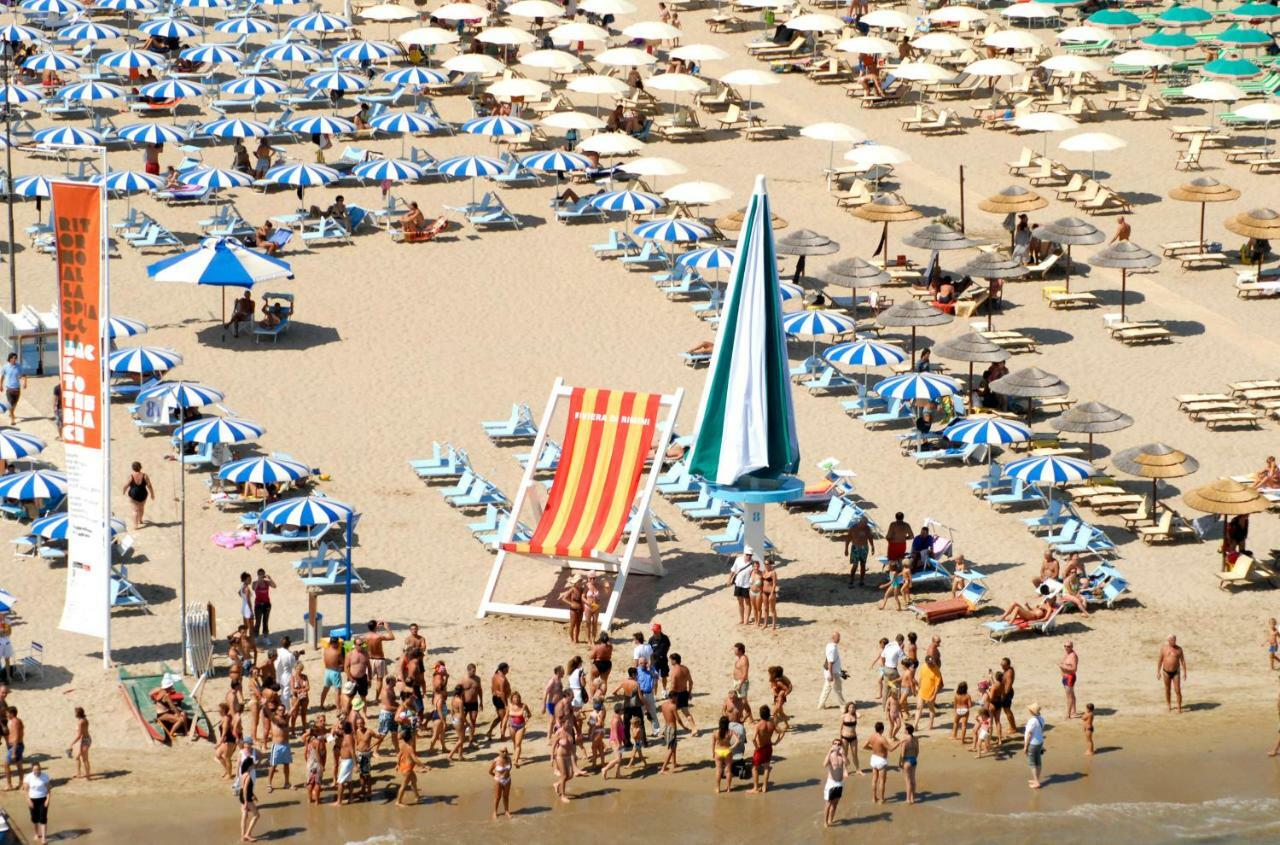Jammin' Beach Hotel Rimini Exteriör bild